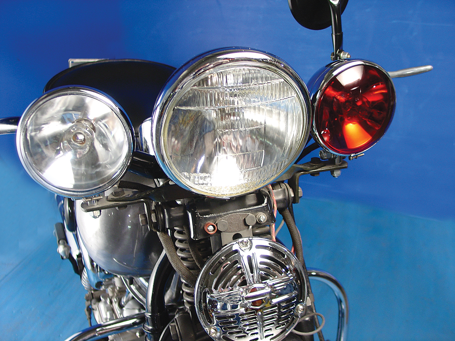 Spotlamp Bracket Kit Black for Harley FL & EL 1938-1948 Big Twins